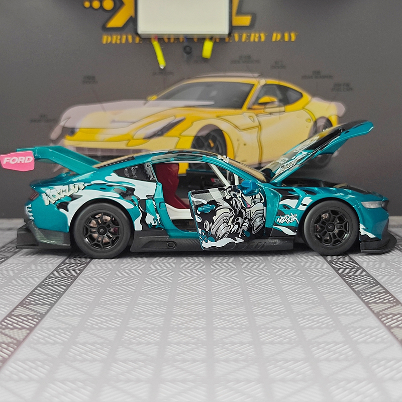 CCA 1:24 Ford Mustang GT3 allo - Audio Music Car reseña y precio