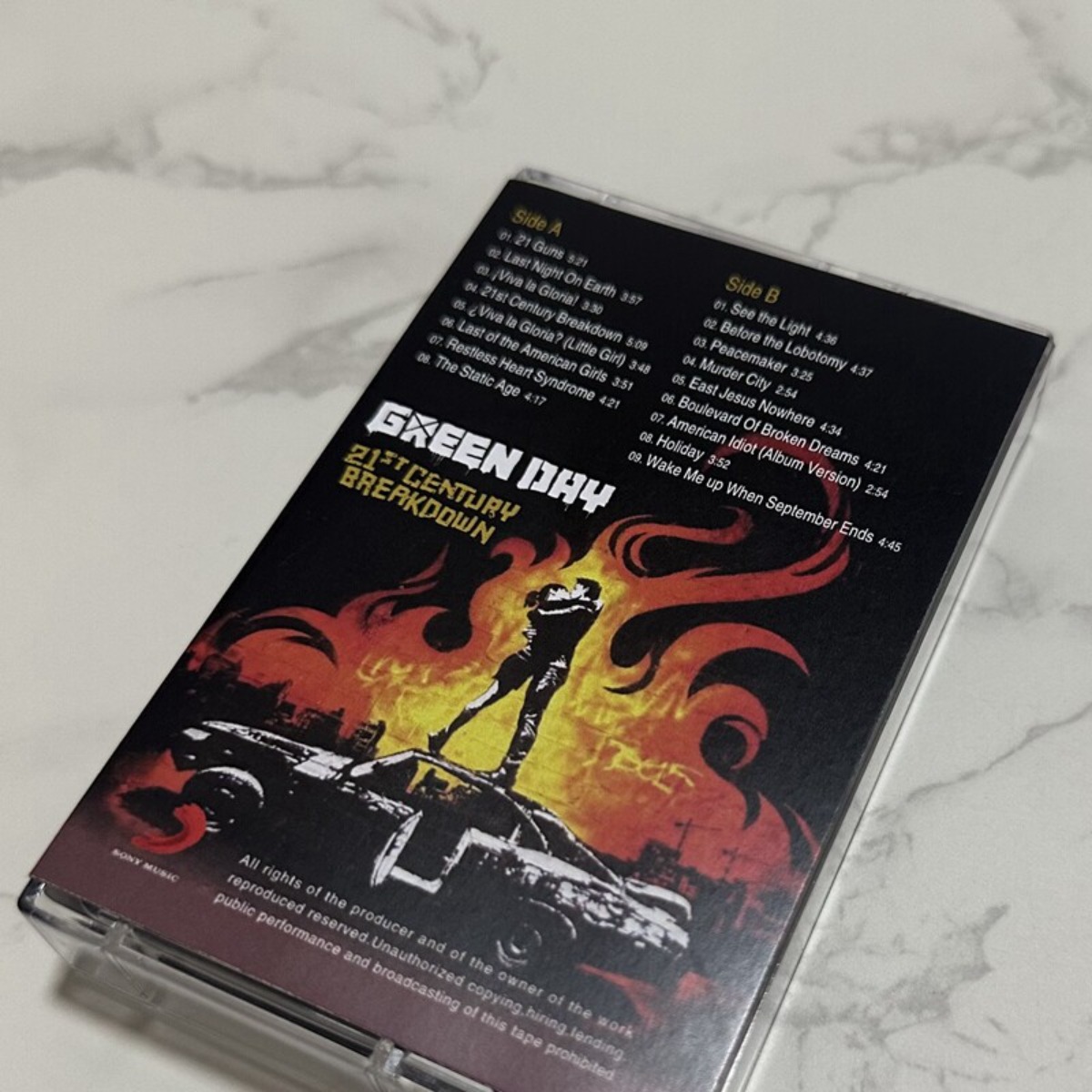 Green Day 21st Century Breakdo - Audio With Music reseña y precio